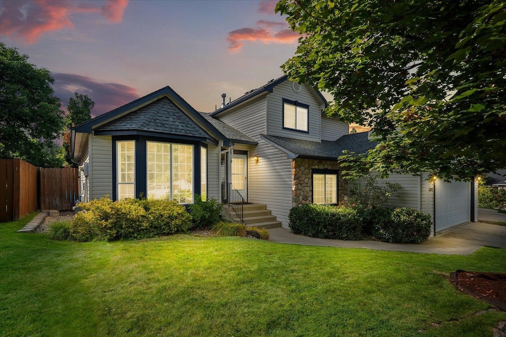 Pending $474,900 • Co-Listing Agent