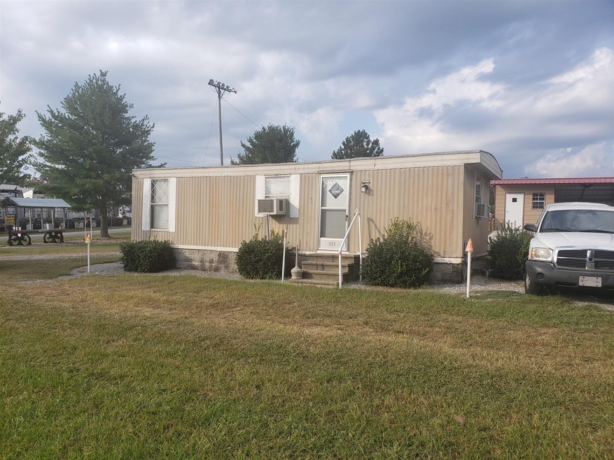 332 Hendrixson Dr, Manchester, TN 37355 - photo 1