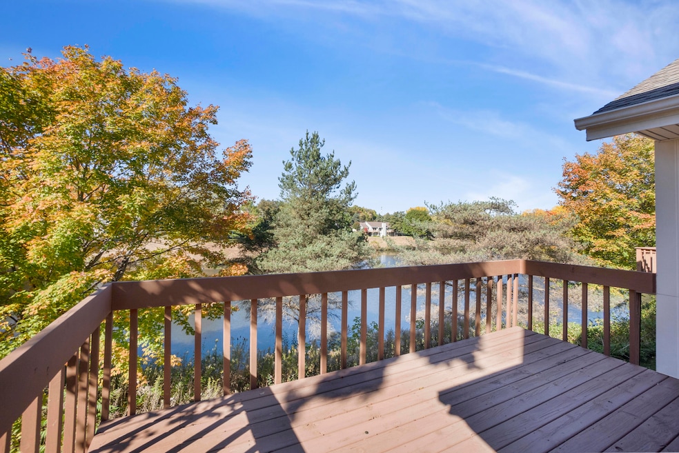 Deck View