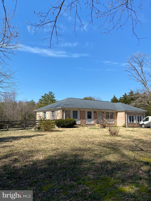 19039 Ridge Rd, Colonial Beach, VA 22443 - photo 1