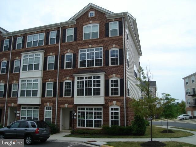 42669 Hollyhock Terrace unit 14A, Ashburn, VA 20148 - photo 1