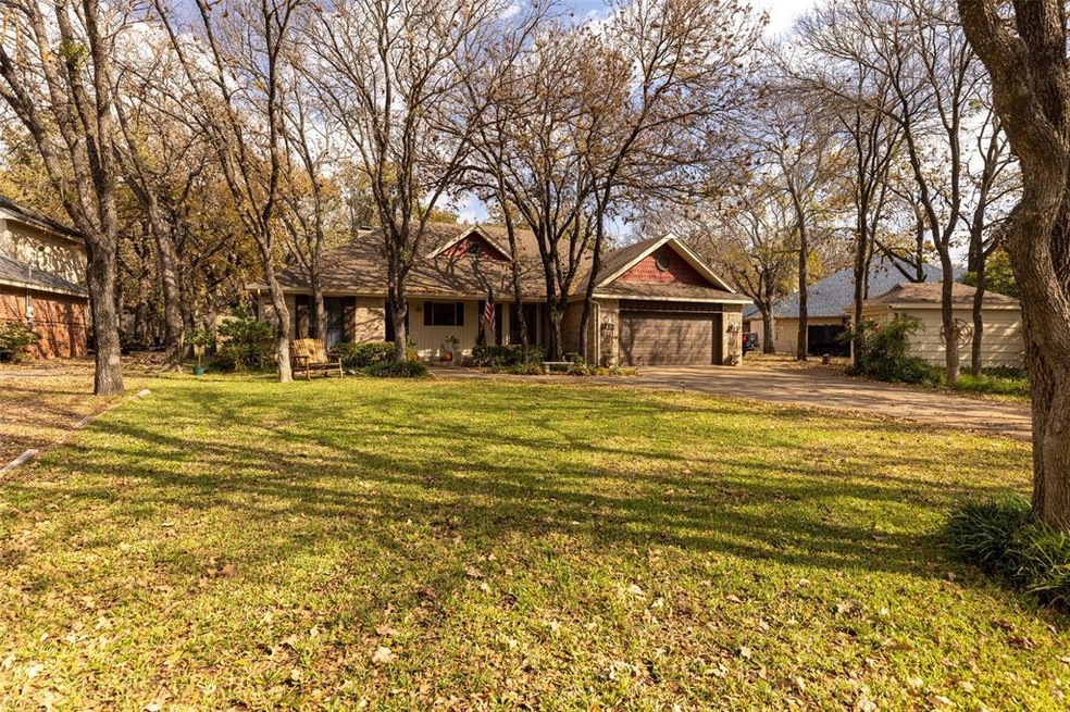 4007 Bandera Dr, Granbury, TX 76049 - photo 1