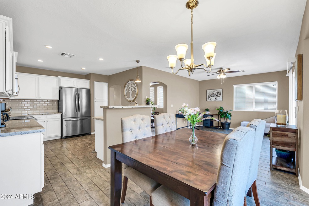 3719 E Inverness Ave-9