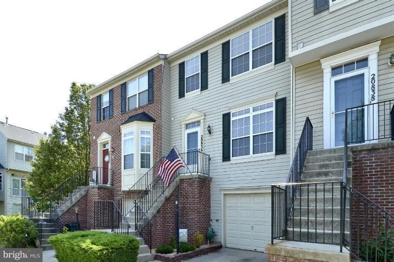 20836 Shamrock Glen Cir, Germantown, MD 20874 - photo 1
