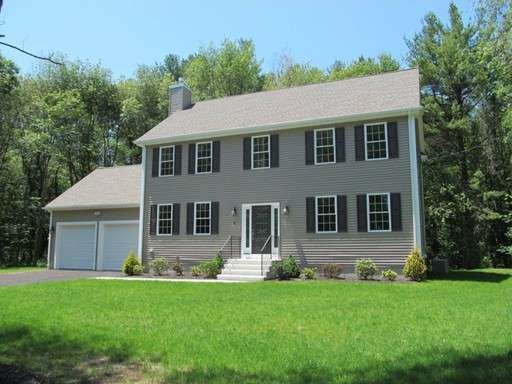 10 Overlook Dr, Medway, MA 02053 - photo 1