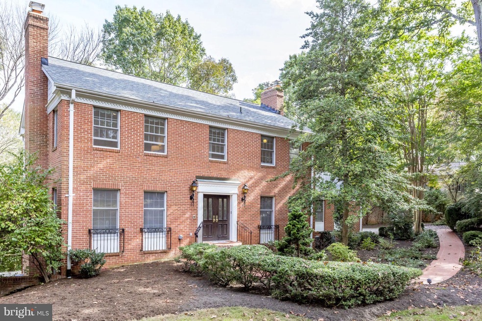 1423 Aldenham Ln, Reston, VA 20190 - photo 1