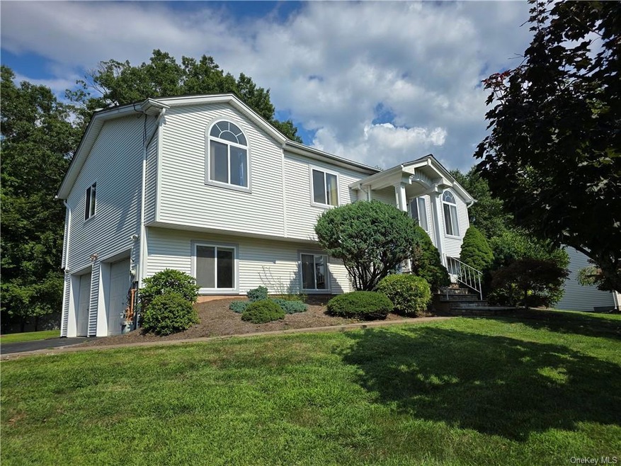 9 Robert Hagan Ct, Orangetown, NY 10976 - photo 1