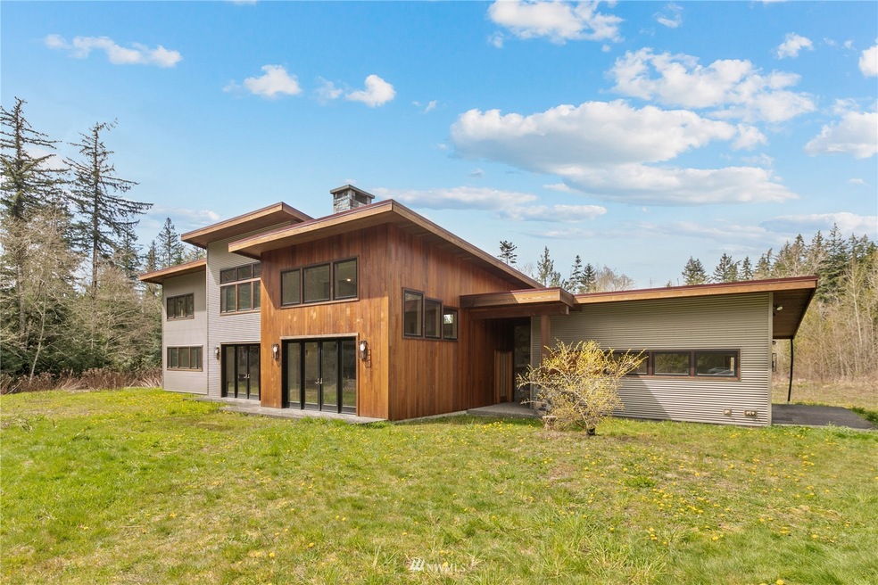 Sold $1,452,000 • Co-Listing Agent