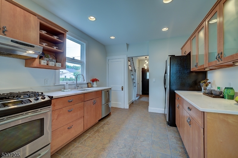 15 Florida St, Maplewood, NJ 07040 - photo 1