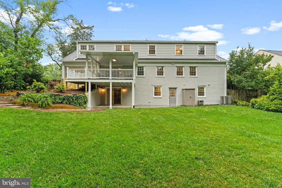 2507 Stirrup Ln, Alexandria, VA 22308 - photo 1