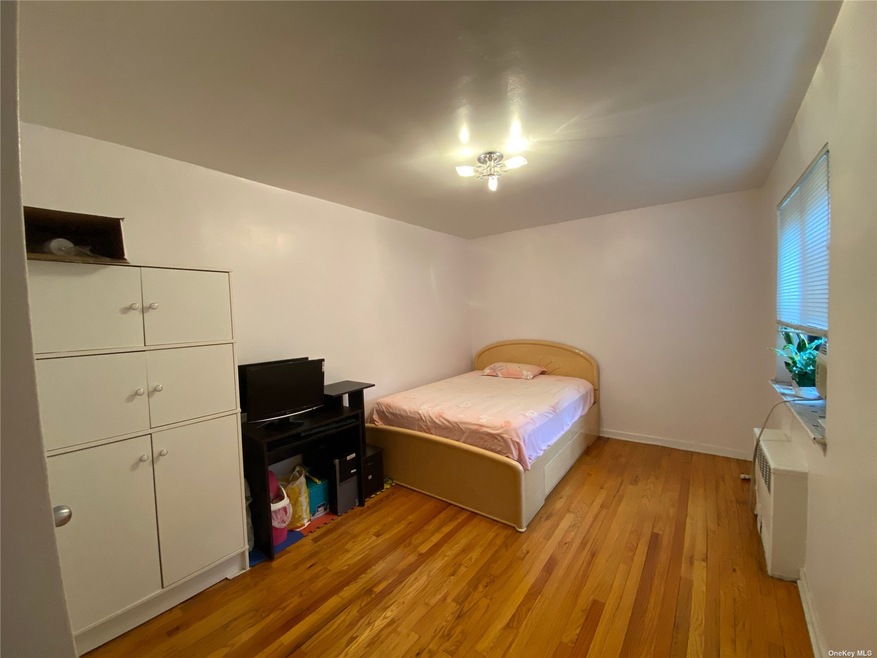 2930 137th St unit 2D, Flushing, NY 11354 - photo 1