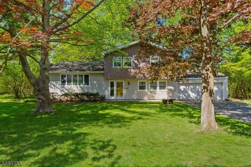 17 Spartan Ave, Parsippany, NJ 07054 - photo 1