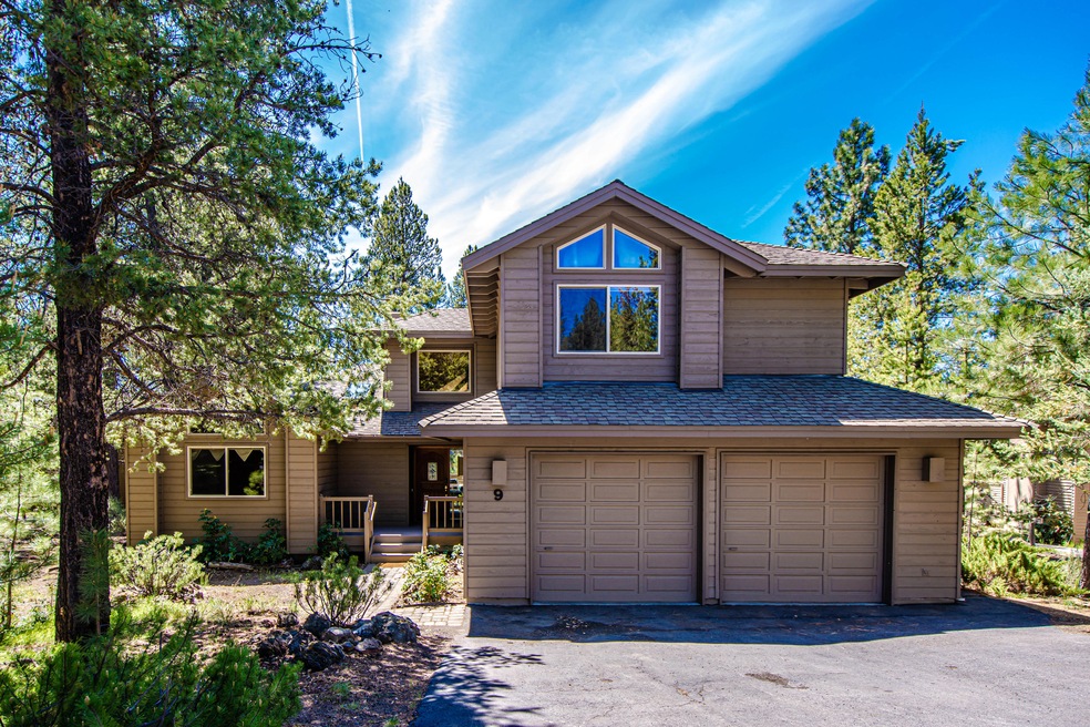 17917 Rhododendron Ln, Sunriver, OR 97707 - photo 1