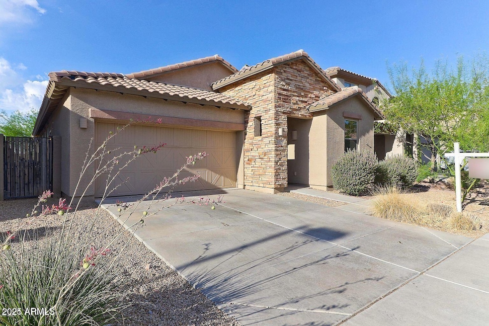 4329 W Heyerdahl Dr, New River, AZ 85087 - photo 1