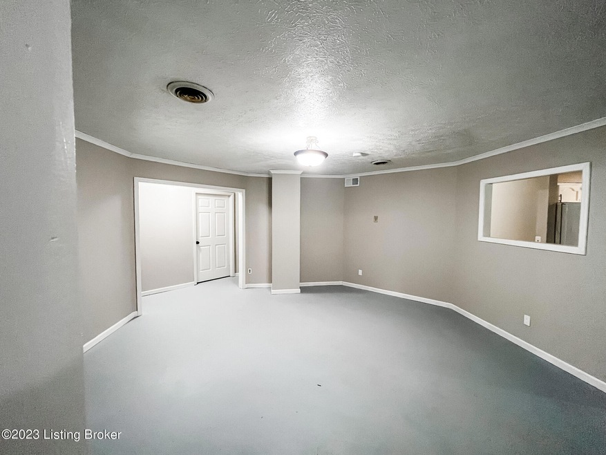 Dining-Living Room 4