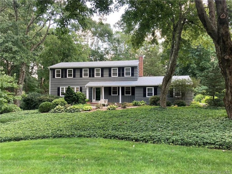 21 Grand Place, Newtown, CT 06470 - photo 1