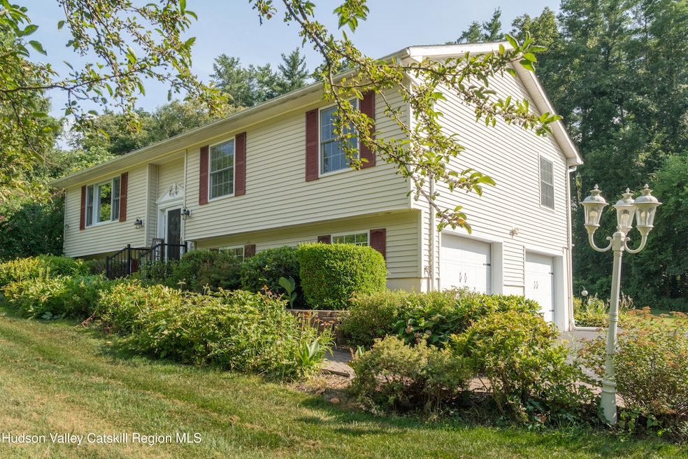 71 Duck Pond Rd, Stone Ridge, NY 12484 - photo 1