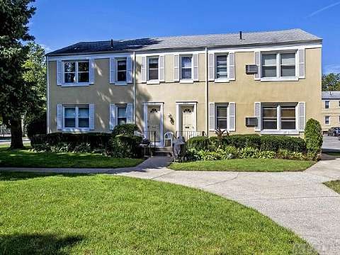 252-05 72nd Ave unit Upper, Bellerose, NY 11426 - photo 1