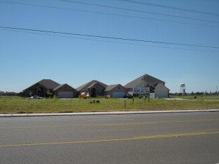 516 Robert Ln, Alamo, TX 78516 - photo 1