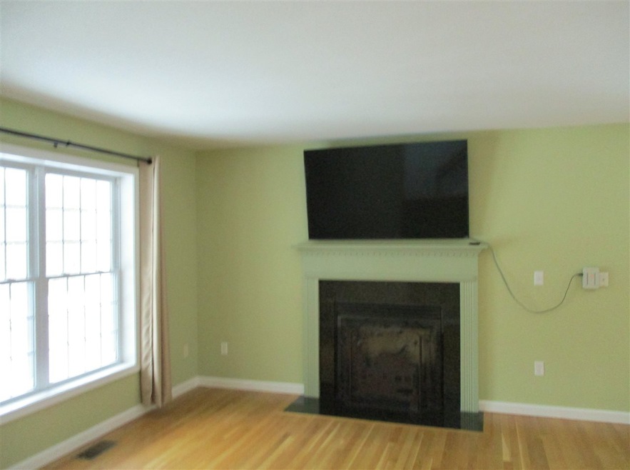 36 Carroll Ln, Seabrook, NH 03874 - photo 1