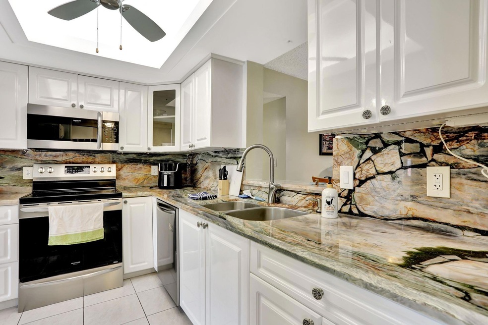 7301 NW 18th St unit 101, Margate, FL 33063 - photo 1