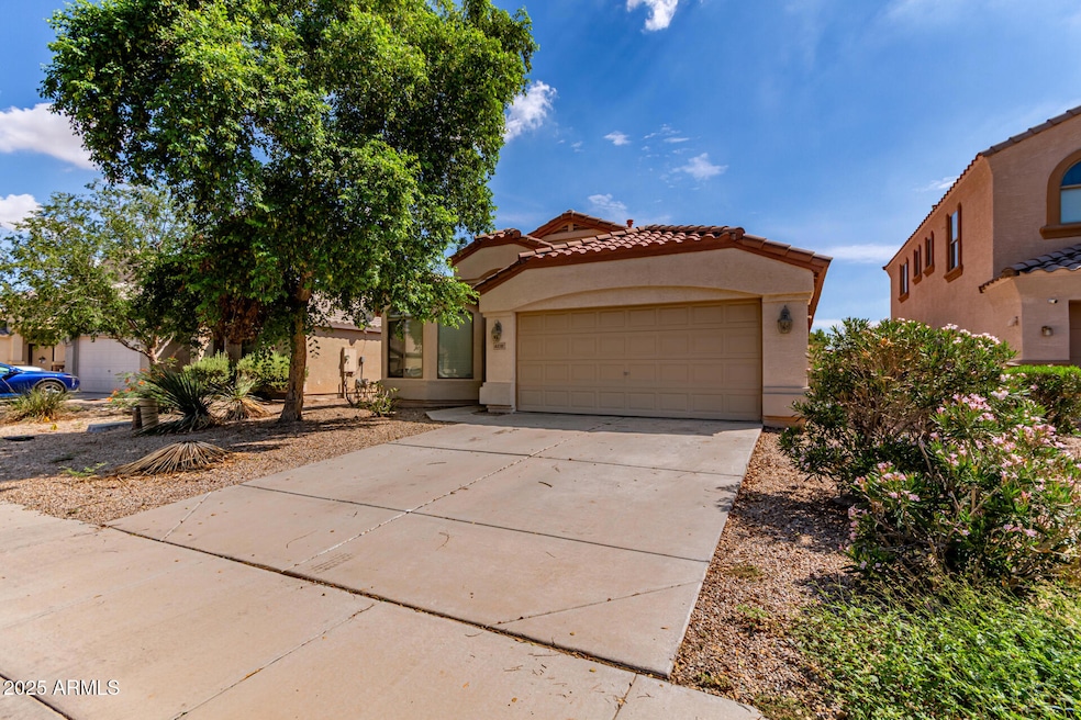 40381 W Robbins Dr, Maricopa, AZ 85138 - photo 1