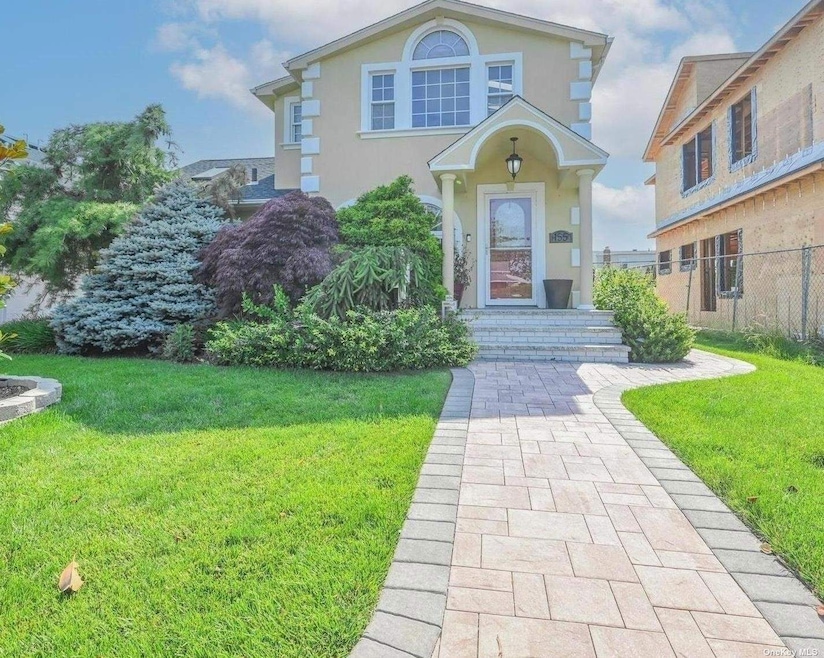 Sold $950,000 • Co-Listing Agent