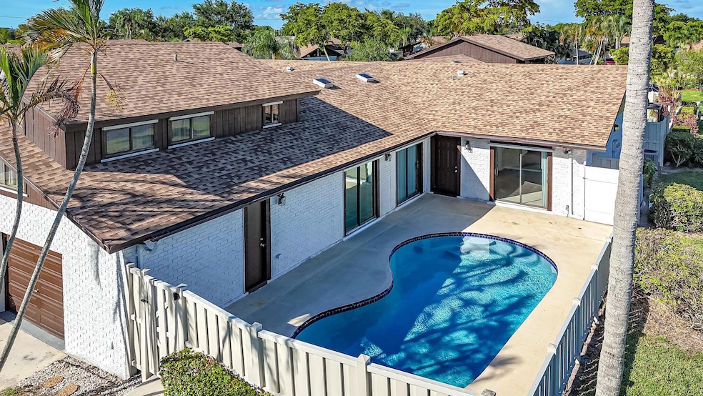 9788 Boca Gardens Cir N unit D, Boca Raton, FL 33496 - photo 1