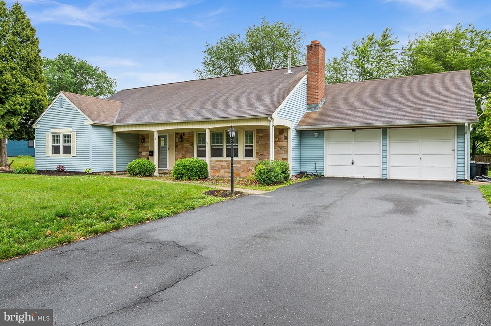 38 Chalford Ln, Willingboro, NJ 08046 - photo 1