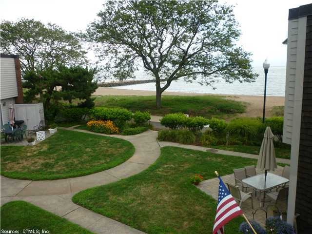 80 West Walk unit 80, West Haven, CT 06516 - photo 1