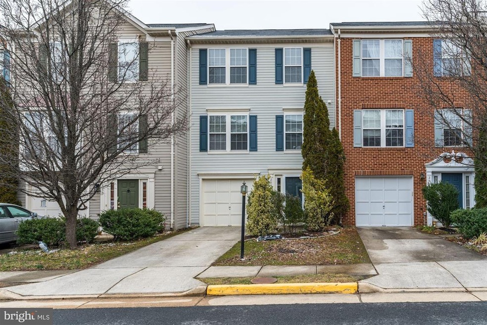 2541 Banshire Dr, Herndon, VA 20171 - photo 1