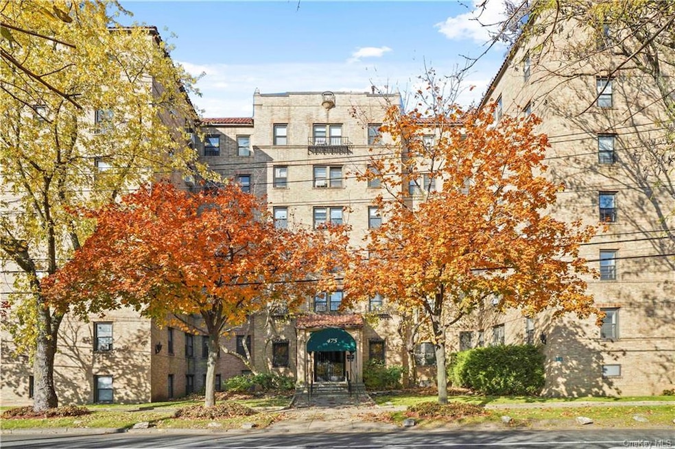 475 Bronx River Rd unit 5H, Yonkers, NY 10704 - photo 1
