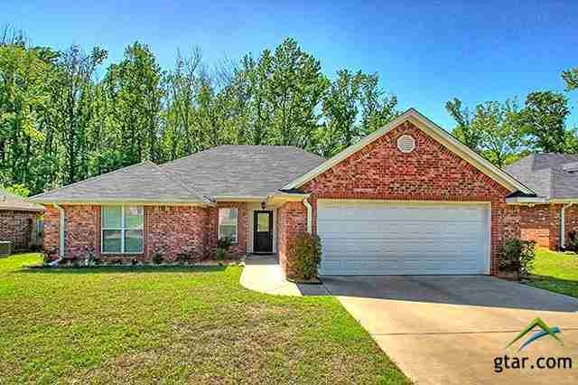 3137 3137 Vineyard Dr, Tyler, TX 75701 - photo 1