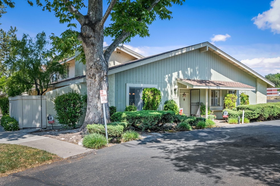 2089-village-lane-solvang-ca-1