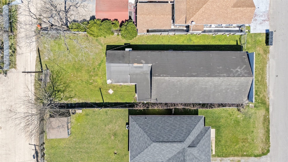 Fantastic opportunity in the heart of Rosenberg! L