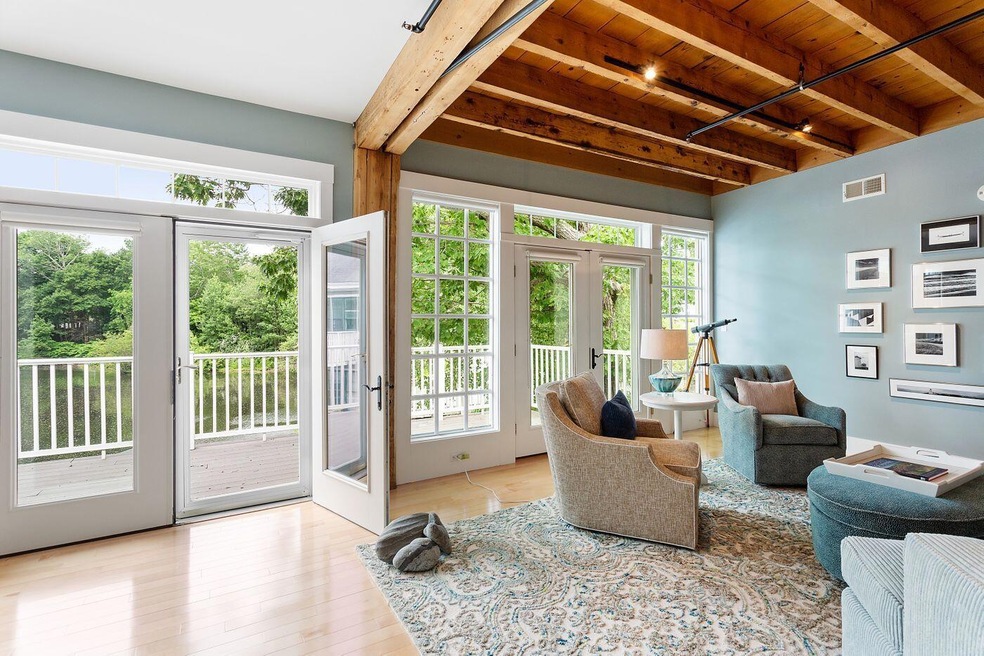 40 Washington St unit 301, Camden, ME 04843 - photo 1