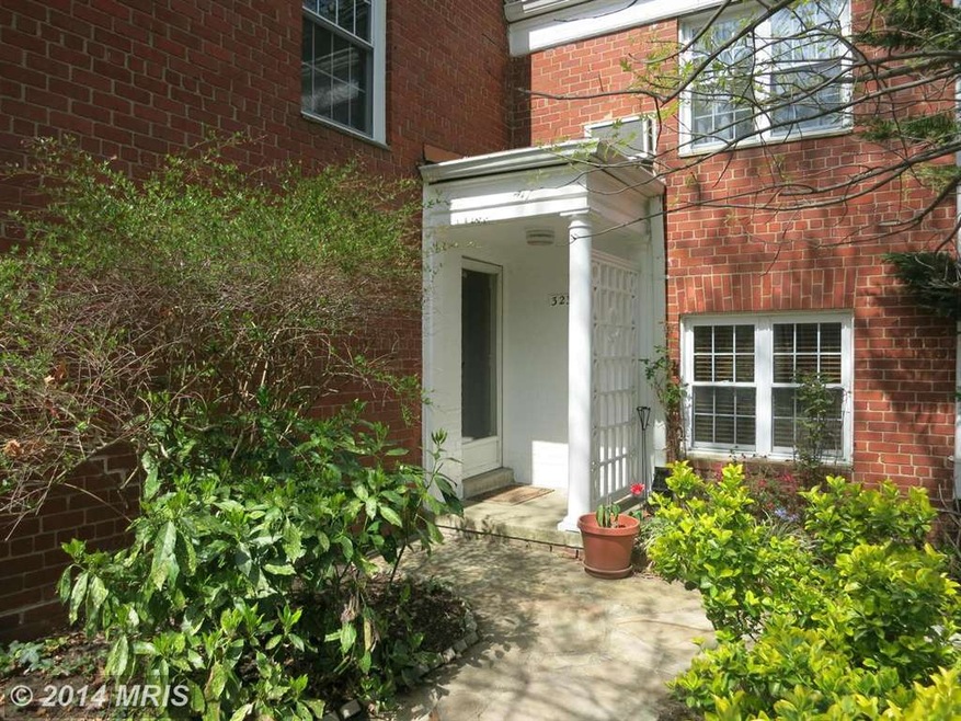 3231 Martha Custis Dr unit 3231, Alexandria, VA 22302 - photo 1