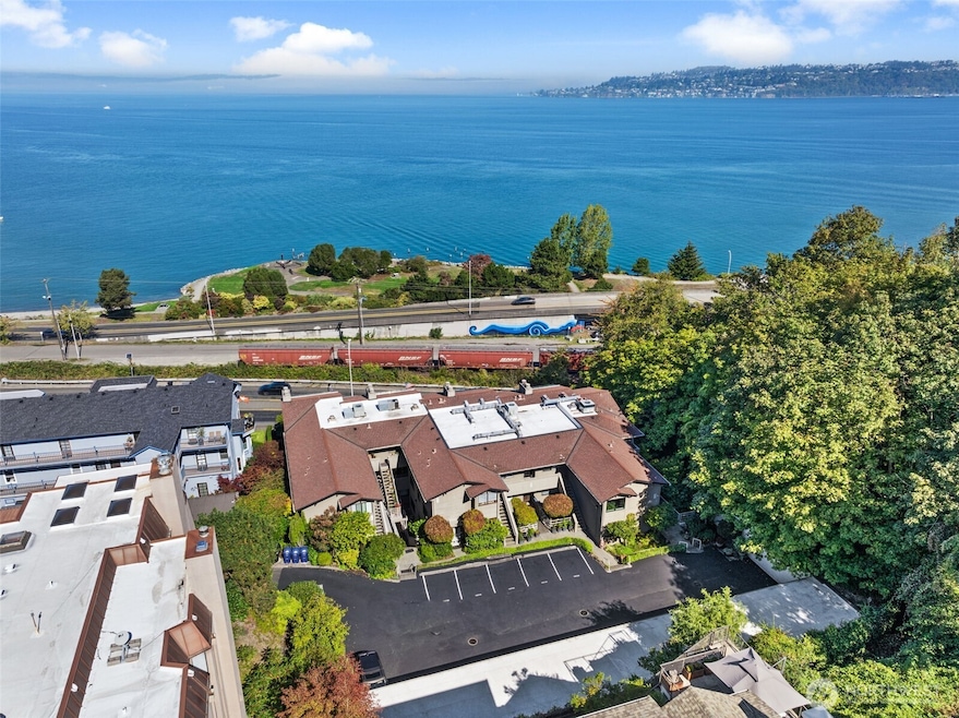 Perched above Puget Sound and Commencement Bay, this property offers ever-changing vistas, with captivating water views and waterfront activities unfolding before your eyes.