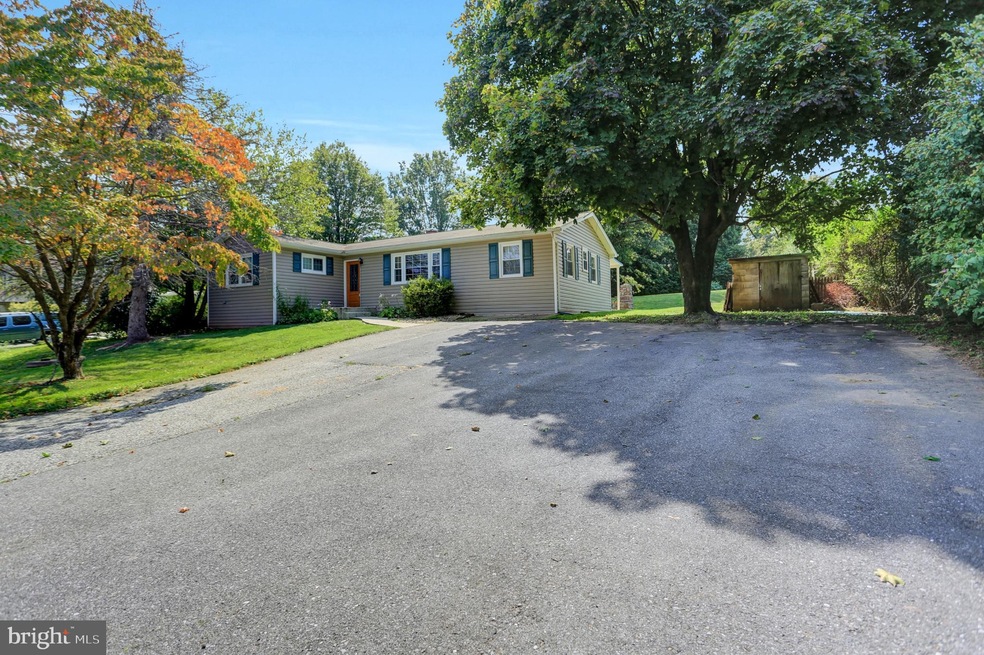 1343 Streaker Rd, Sykesville, MD 21784 - photo 1