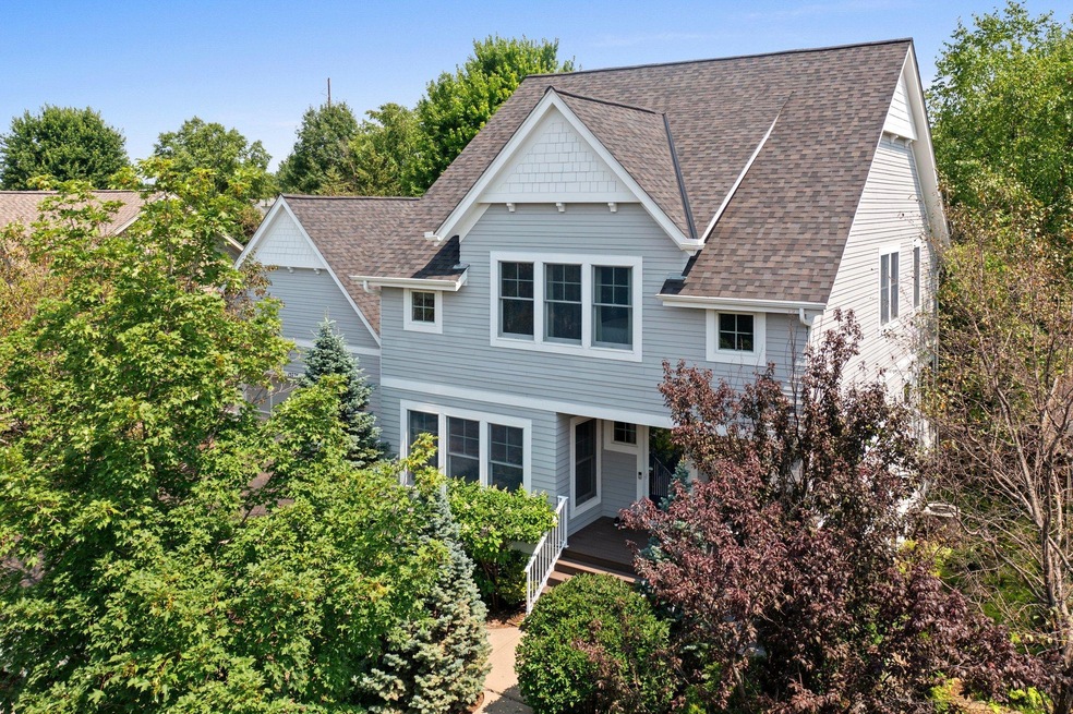 Sold $668,300 • Co-Listing Agent