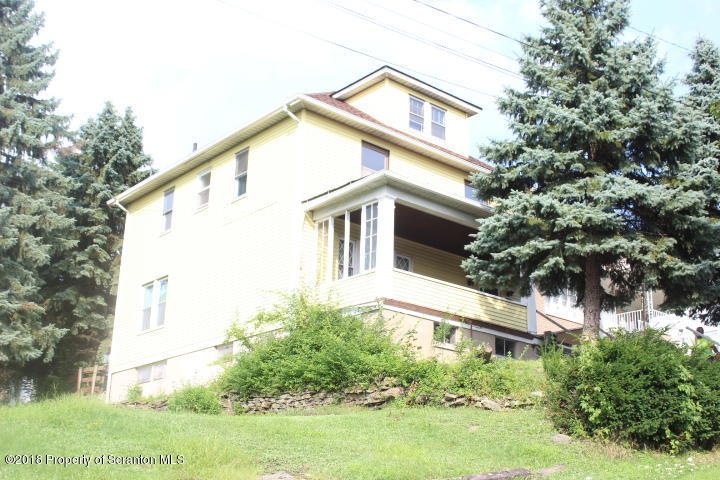 919 Willow St, Scranton, PA 18505 - photo 1