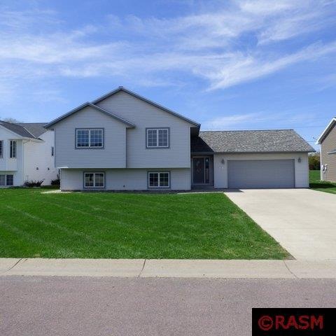 228 Maverick Dr, Mankato, MN 56001 - photo 1