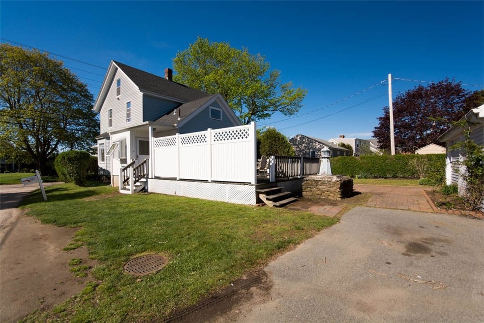 622 Green End Ave Middletown, RI