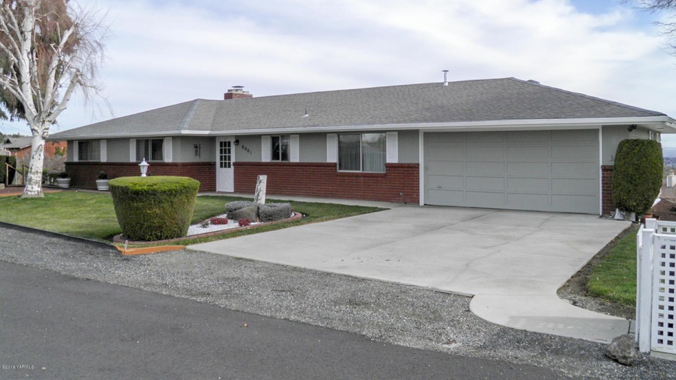 8001 Viewcrest Place - Yakima