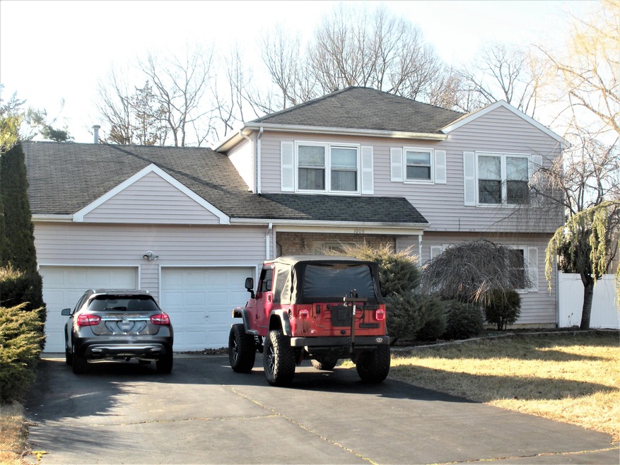 1006 Isaac Ct, Toms River, NJ 08753 - photo 1