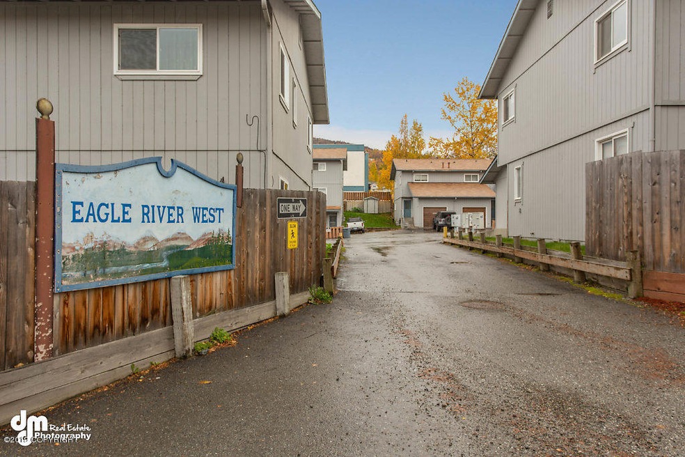 Exterior_1401-SMALL