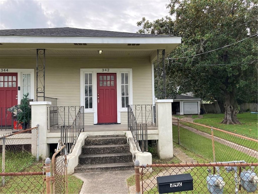 342 Avenue B, Westwego, LA 70094 - photo 1