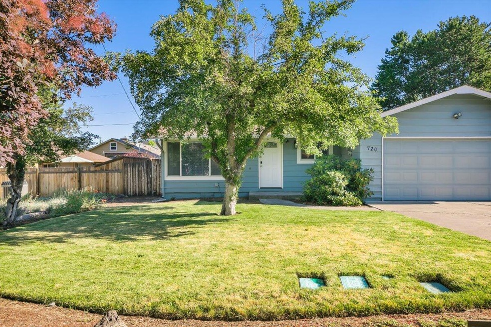 03-720 NE Innes Ln-012