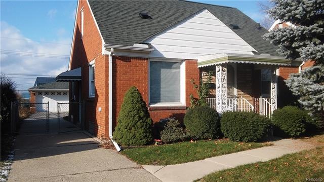 27207 Leroy St, Roseville, MI 48066 - photo 1