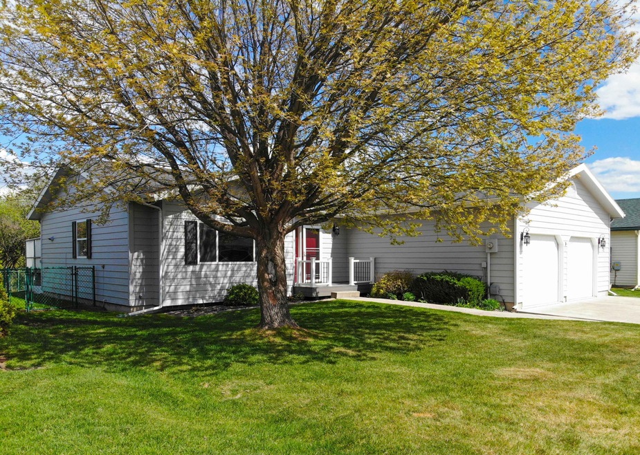 77 E Nicklaus Ave, Kalispell, MT 59901 - photo 1